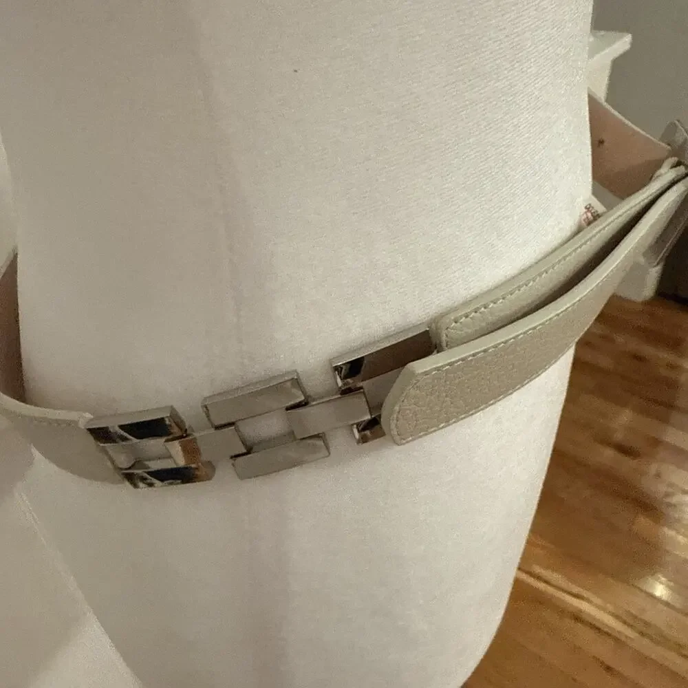 Women’s Talbots Genuine Leather Beige Belt Size 8 Small